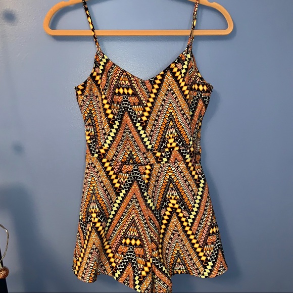 💛 Patterned H&M Romper / Jumpsuit - Picture 1 of 6